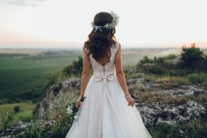 coiffure mariée fleurs